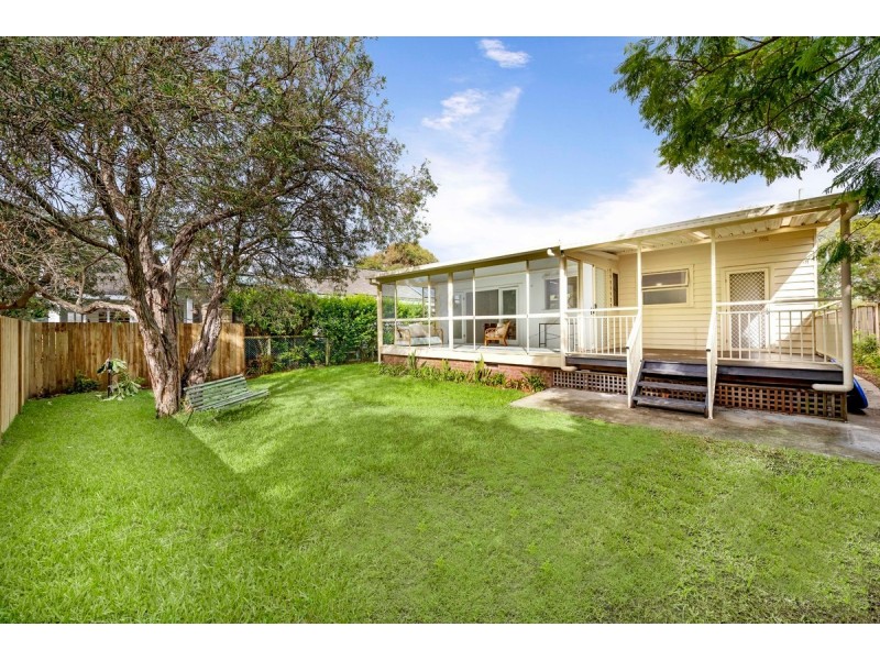 77 Foamcrest Avenue, Newport NSW 2106