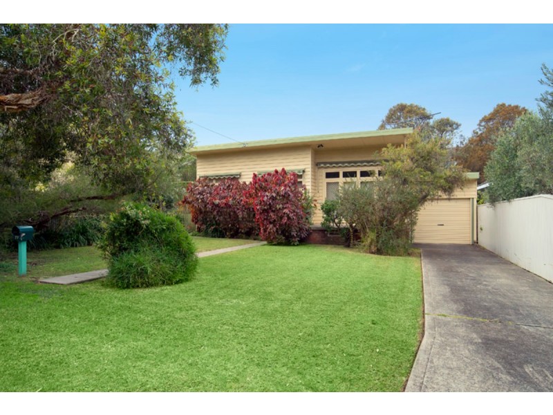 77 Foamcrest Avenue, Newport NSW 2106