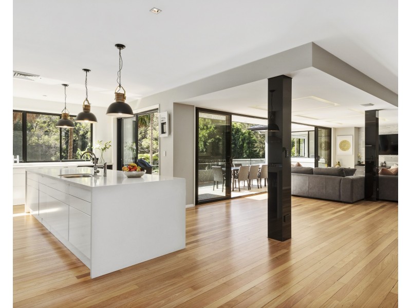 82d Cabbage Tree Road, Bayview NSW 2104