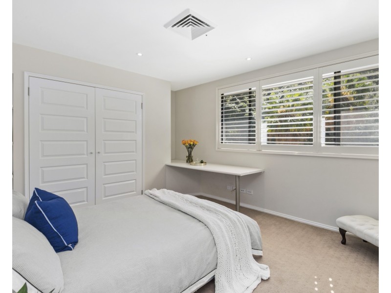 82d Cabbage Tree Road, Bayview NSW 2104