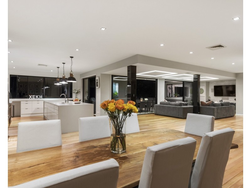 82d Cabbage Tree Road, Bayview NSW 2104