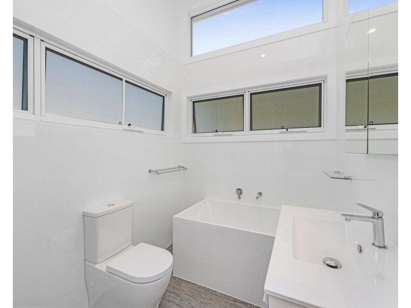 46 Seaview Avenue, Newport NSW 2106