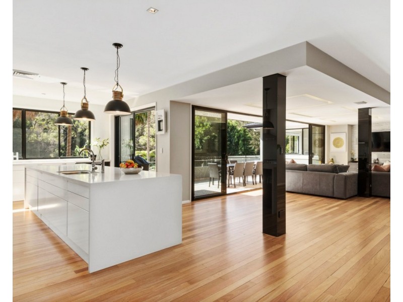 82d Cabbage Tree Road, Bayview NSW 2104