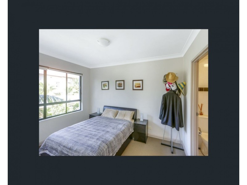 14/3-11 Hawkesbury Avenue, Dee Why NSW 2099