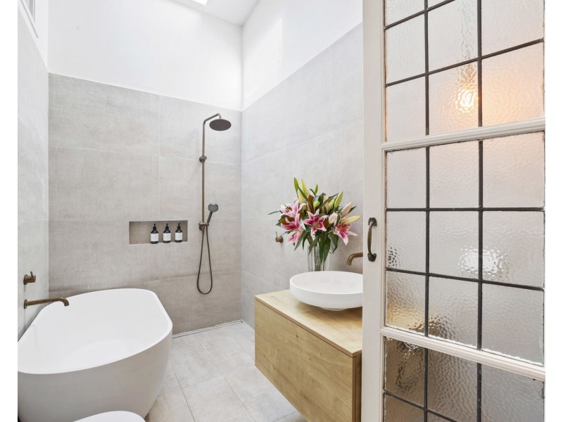 9 Elaine Avenue, Avalon Beach NSW 2107