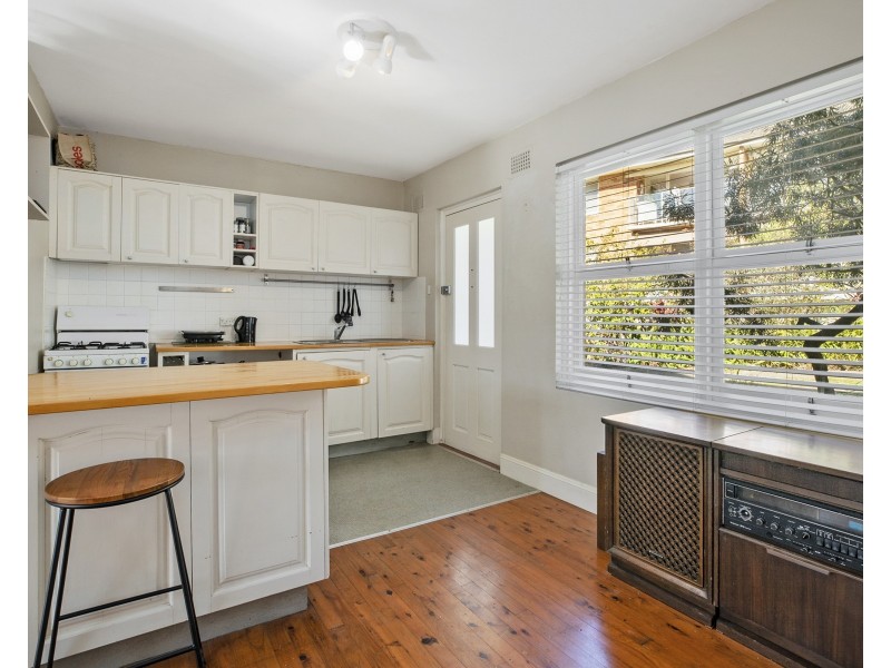 2/6 Livingstone Place, Newport NSW 2106