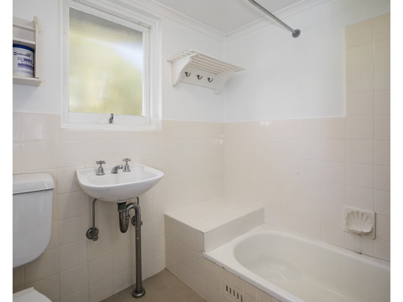 2/6 Livingstone Place, Newport NSW 2106