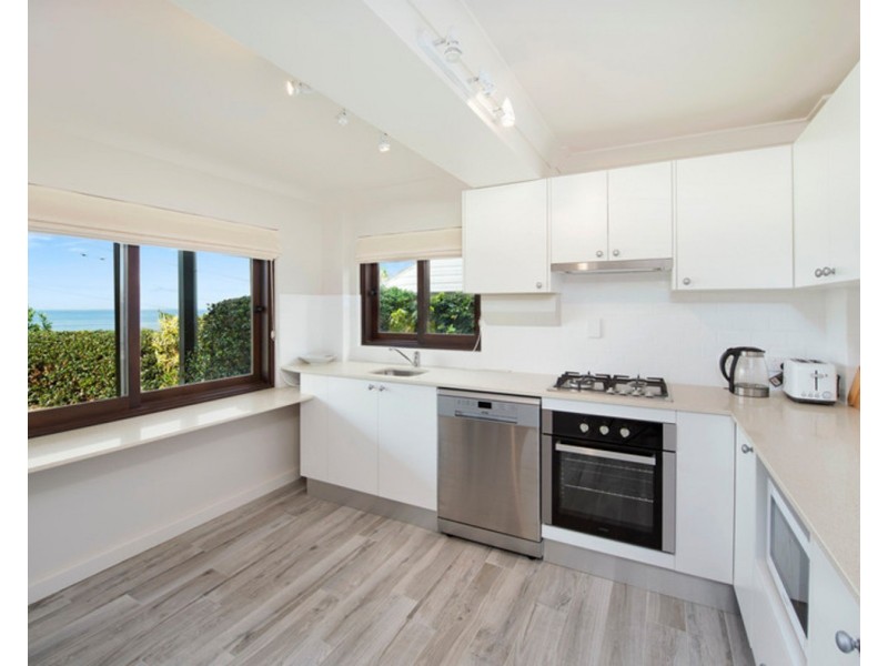 Lower 15 Attunga Road, Newport NSW 2106