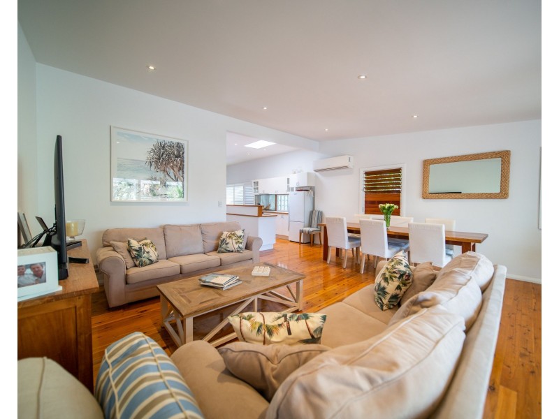 11 Wallumatta Road, Newport NSW 2106