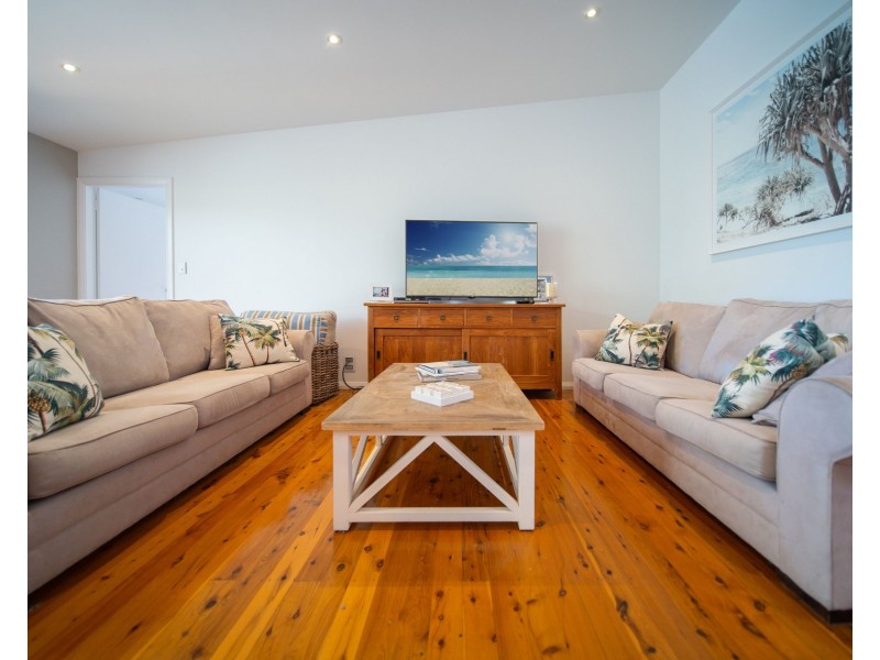 11 Wallumatta Road, Newport NSW 2106