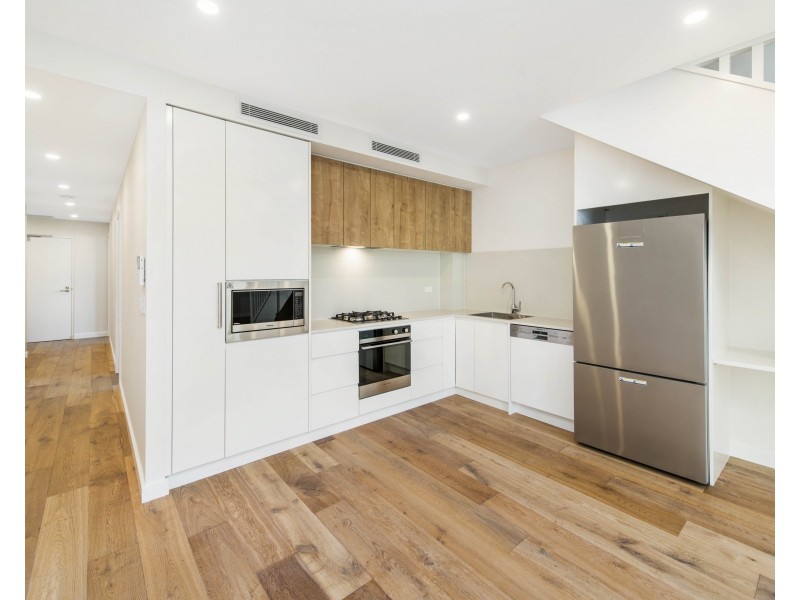 203/327 Barrenjoey Road, Newport NSW 2106