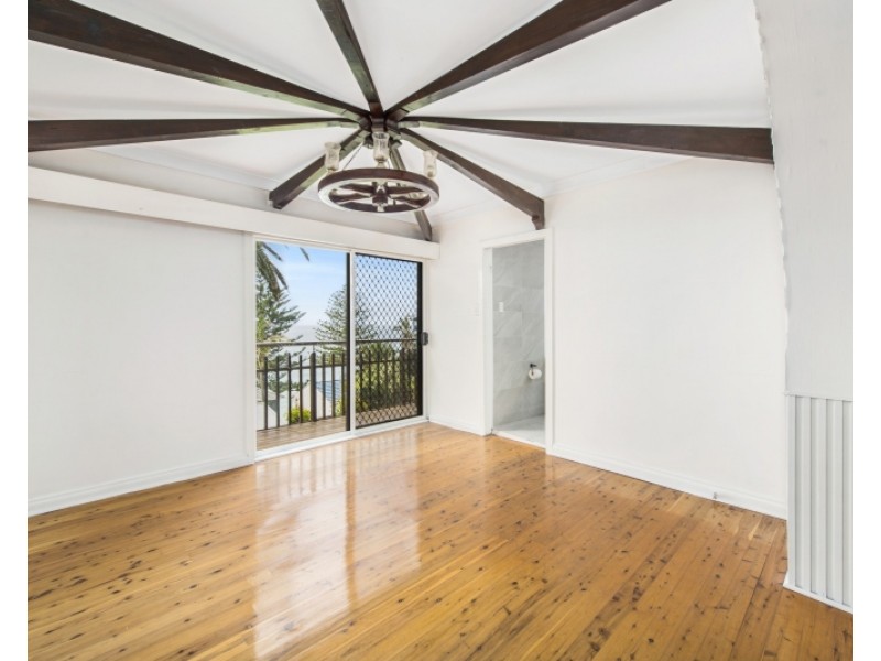 168 Barrenjoey Road, Newport NSW 2106