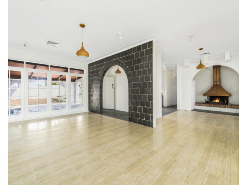 168 Barrenjoey Road, Newport NSW 2106