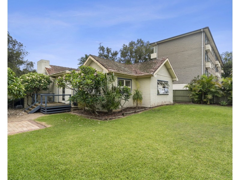 14 Gladstone Street, Newport NSW 2106