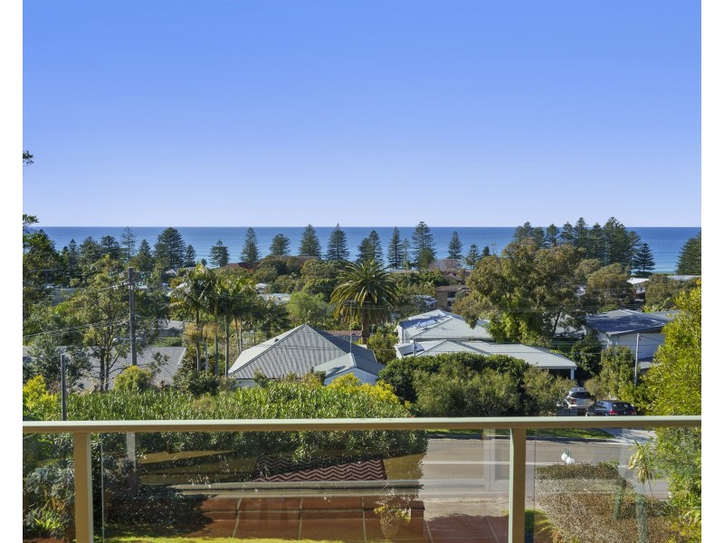 68a Seaview Avenue, Newport NSW 2106
