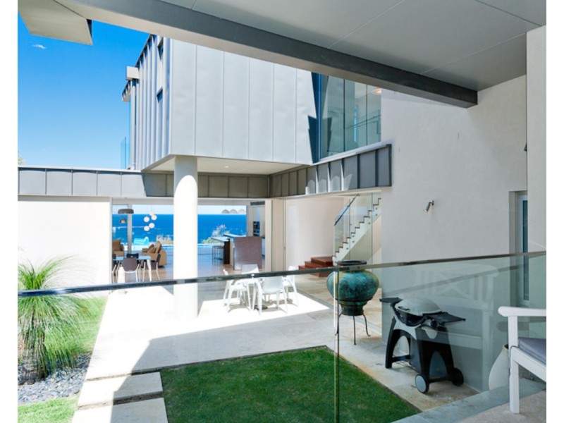 75 Bungan Head Road, Newport NSW 2106