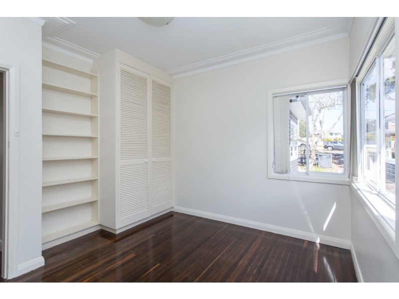 42 Clontarf Street, Seaforth NSW 2092