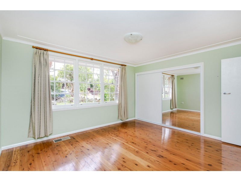 33 The Esplanade, Frenchs Forest NSW 2086