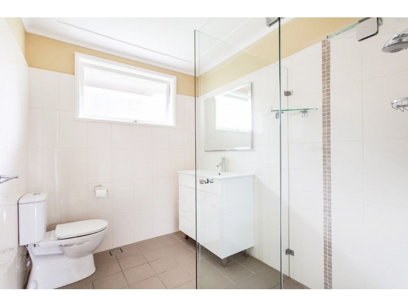 33 The Esplanade, Frenchs Forest NSW 2086