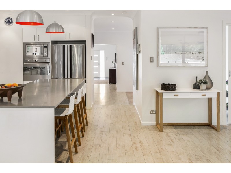 25 Montauban Avenue, Seaforth NSW 2092