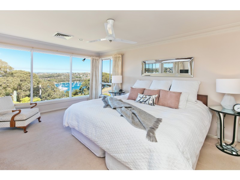 42 Edgecliffe Esplanade, Seaforth NSW 2092