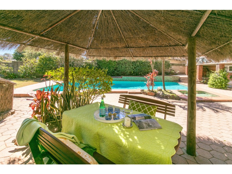 42 Edgecliffe Esplanade, Seaforth NSW 2092