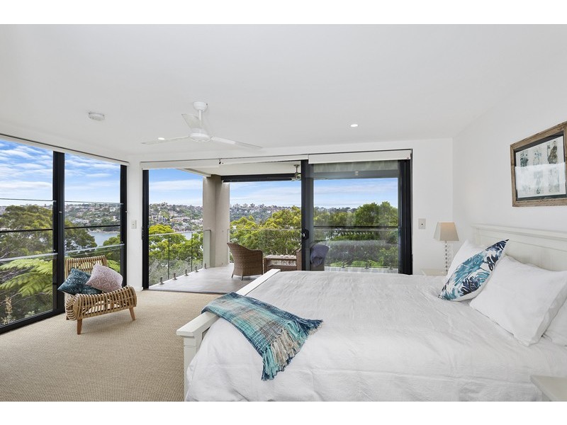 1 Barrabooka Street, Clontarf NSW 2093