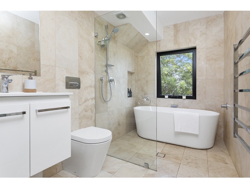 1 Barrabooka Street, Clontarf NSW 2093