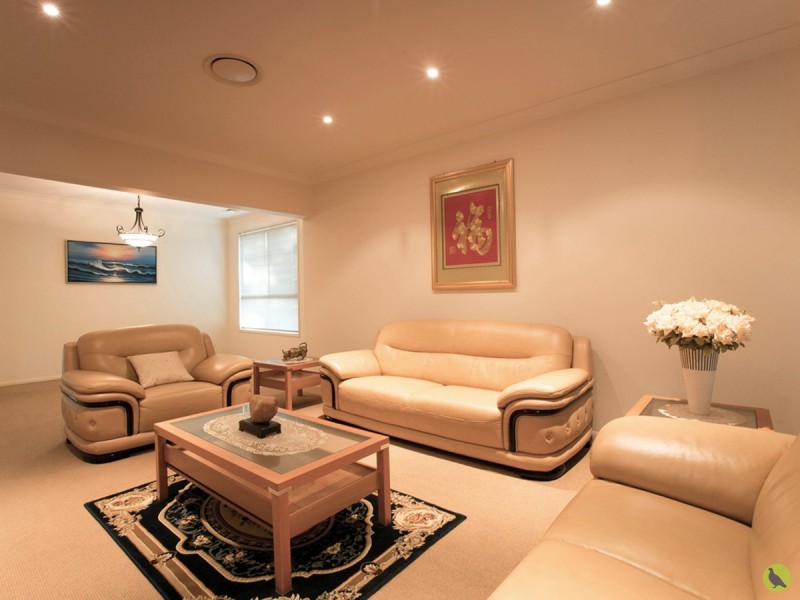 13 Black Wattle Circuit, Northmead NSW 2152