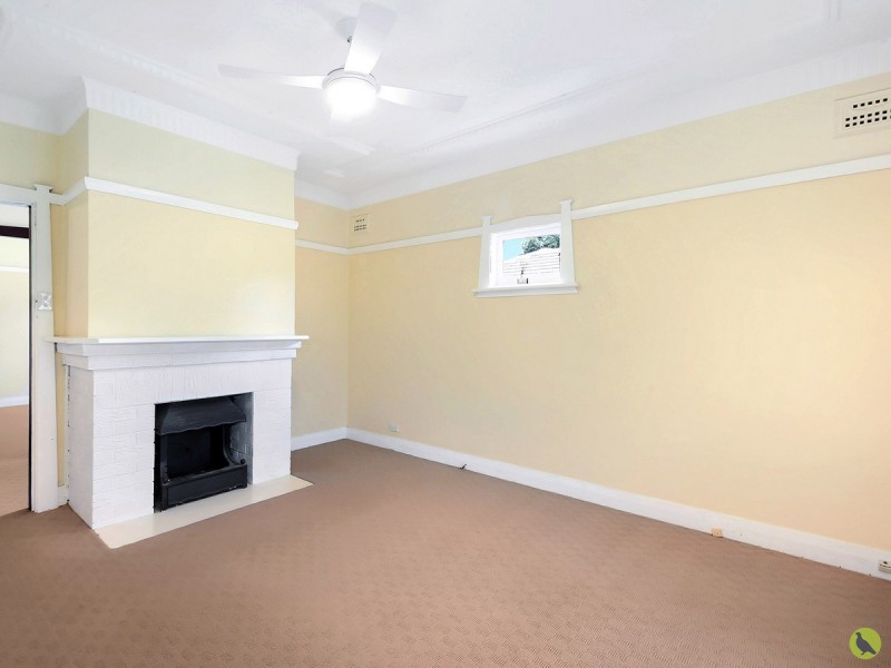 42 Whitehaven Road, Northmead NSW 2152