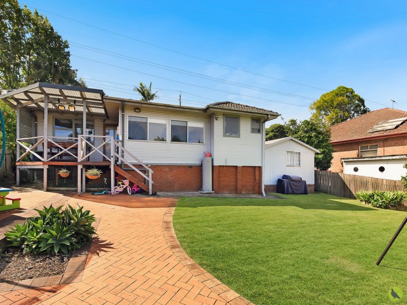 136 Hammers Road, Northmead NSW 2152