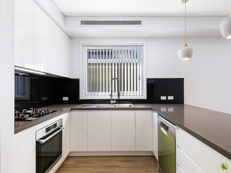 16 Beaufort Street, Northmead NSW 2152