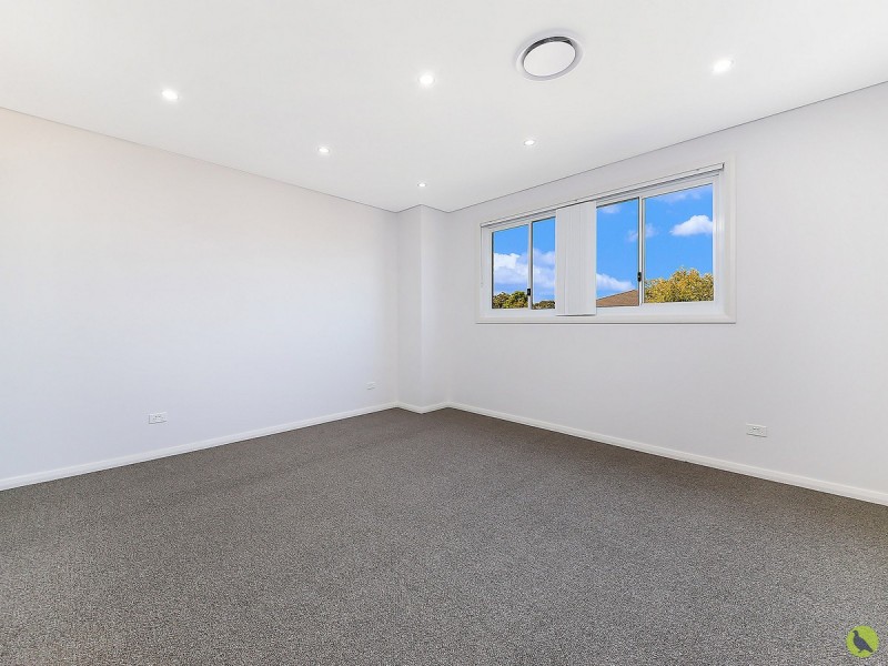 16 Beaufort Street, Northmead NSW 2152