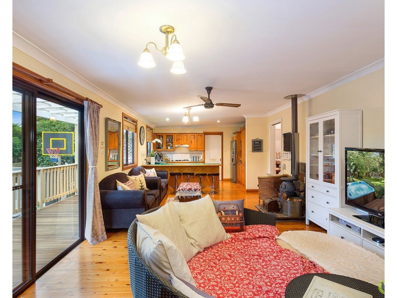 15 Redbank Road, Northmead NSW 2152