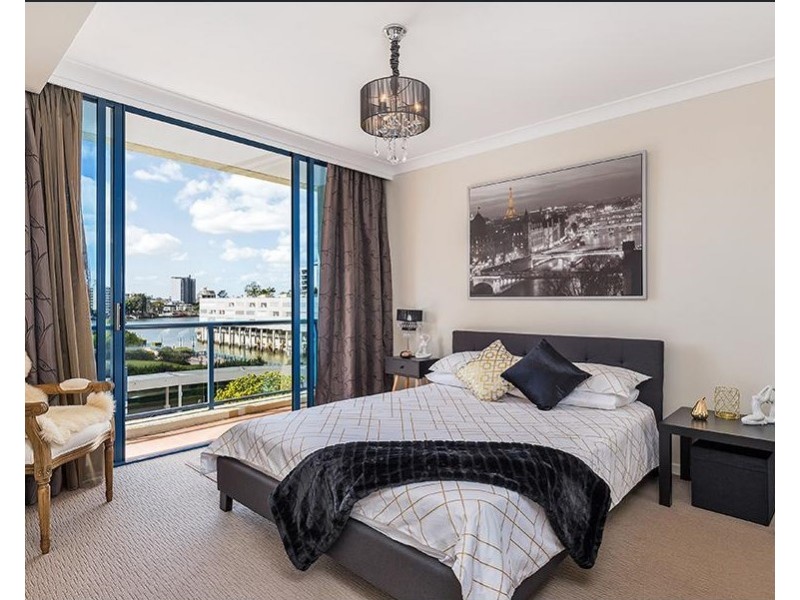 35 Prospect Street, Kangaroo Point QLD 4169