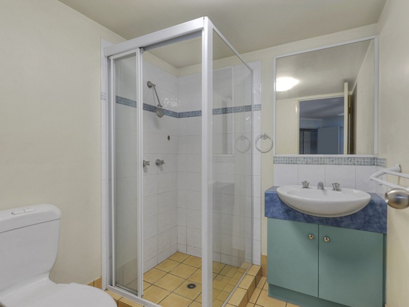 12/219 Wellington Road, Kangaroo Point QLD 4169
