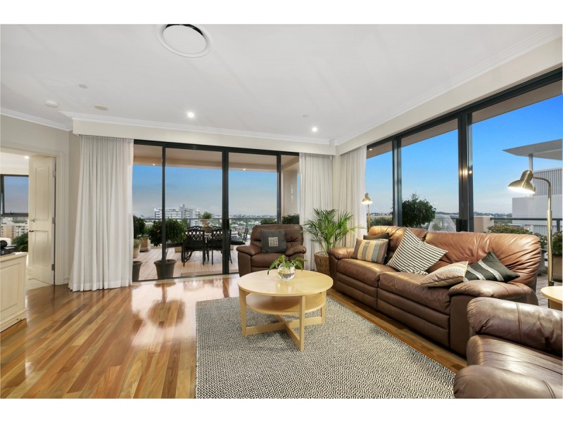 21/76 Thorn Street, Kangaroo Point QLD 4169