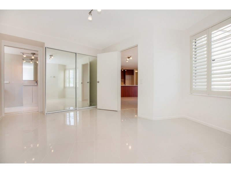 123 Main Street, Kangaroo Point QLD 4169