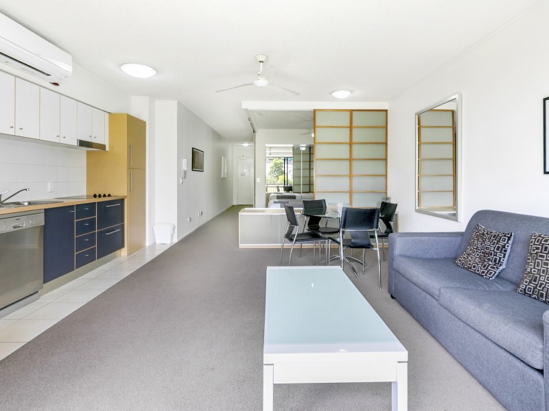 37/15 Goodwin Street, Kangaroo Point QLD 4169