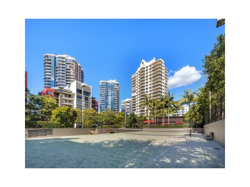 37/15 Goodwin Street, Kangaroo Point QLD 4169