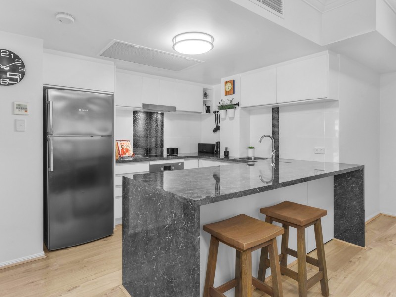 8/165 Main Street, Kangaroo Point QLD 4169