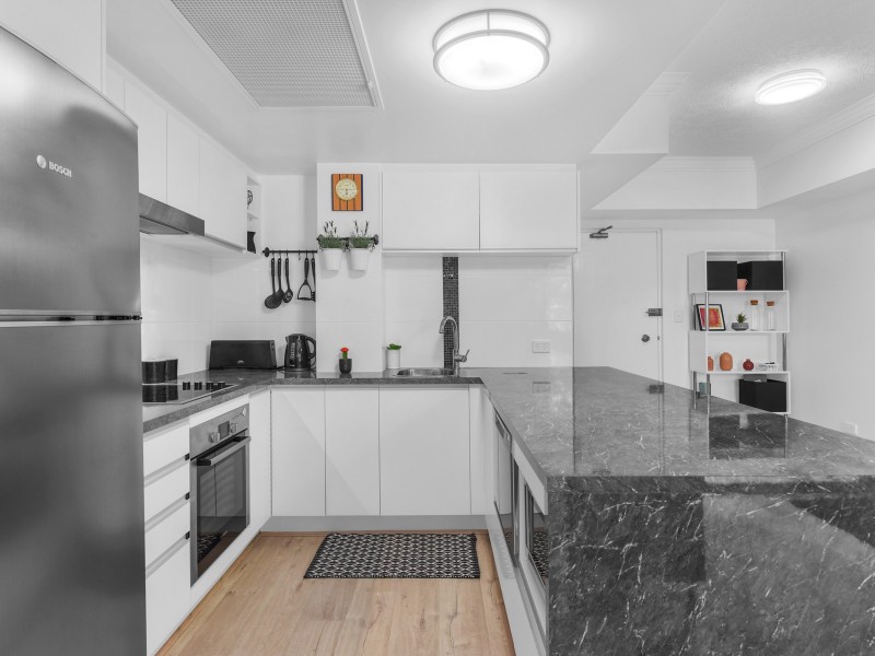 8/165 Main Street, Kangaroo Point QLD 4169