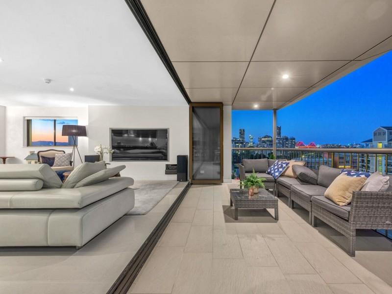 33/89 Thorn Street, Kangaroo Point QLD 4169