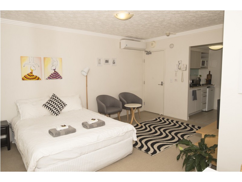 803 Stanley Street, Woolloongabba QLD 4102