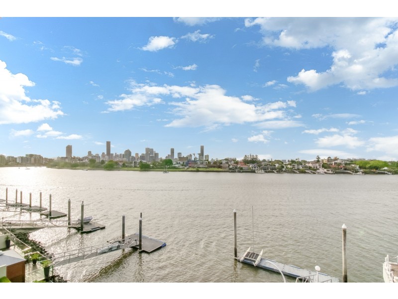 52 Wynnum Road, Norman Park QLD 4170