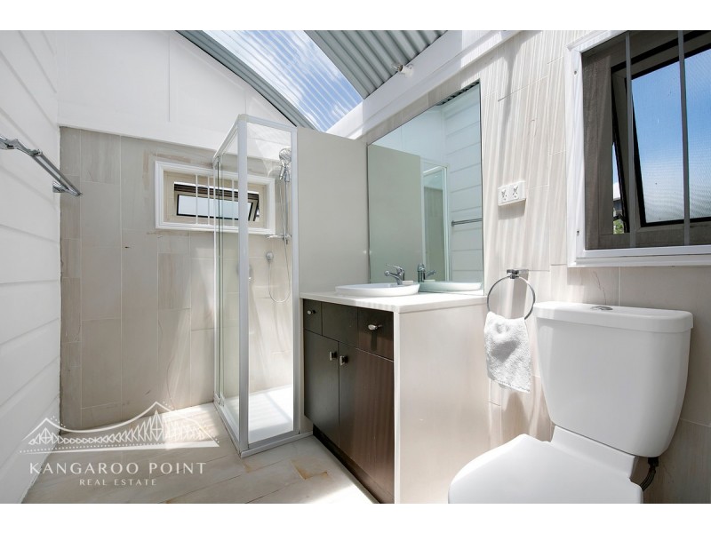 127 Lambert Street, Kangaroo Point QLD 4169