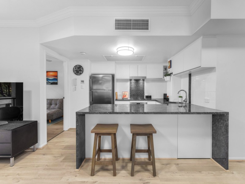 165 Main Street, Kangaroo Point QLD 4169