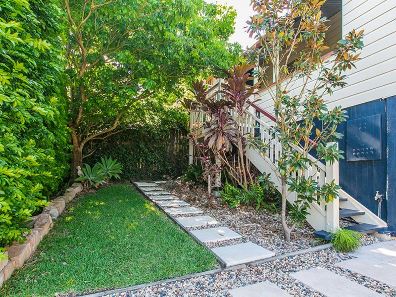 27 Granthan Street, Dutton Park QLD 4102