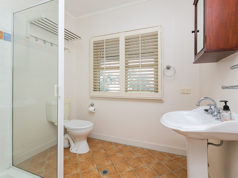 27 Granthan Street, Dutton Park QLD 4102