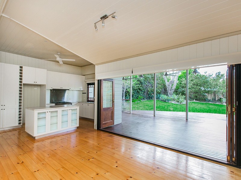 27 Granthan Street, Dutton Park QLD 4102
